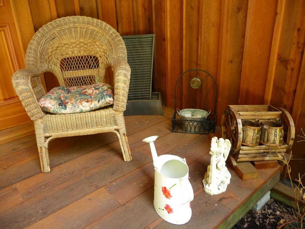 シーシェルト Davis Brook Retreat Bed & Breakfast エクステリア 写真
