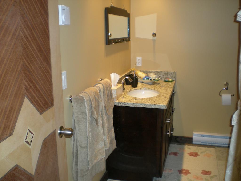 シーシェルト Davis Brook Retreat Bed & Breakfast エクステリア 写真